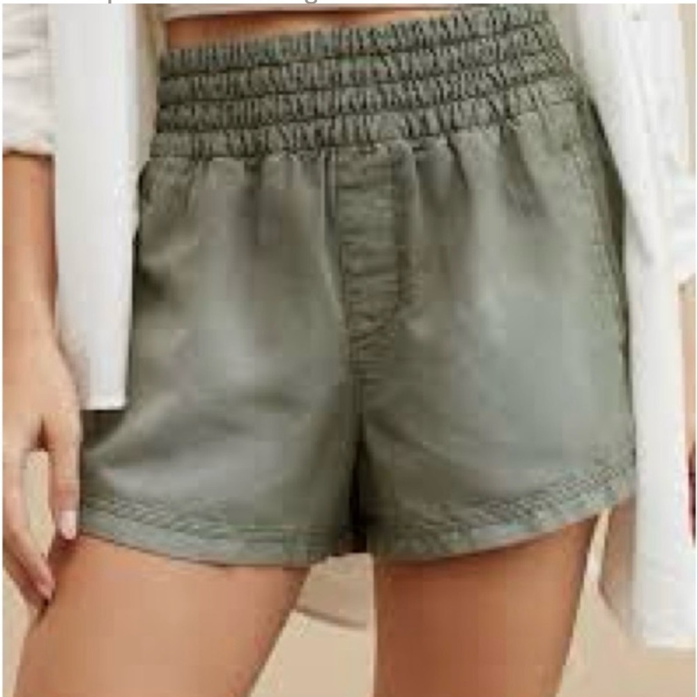 NWT Aerie Babewatch Shorts Size Medium